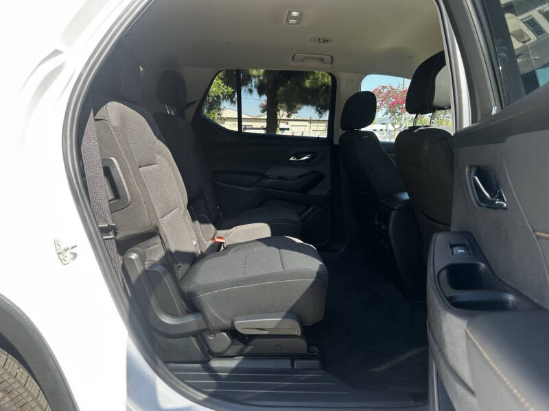 2020 Chevrolet Traverse LT Cloth