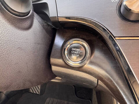 2017 Toyota Avalon XLE