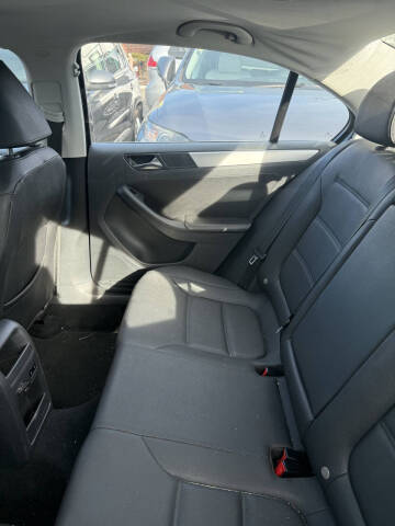 2011 Volkswagen Jetta SEL PZEV