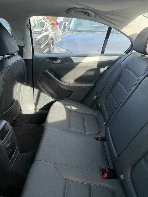 2011 Volkswagen Jetta SEL PZEV