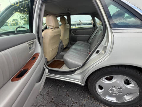 2003 Toyota Avalon XLS