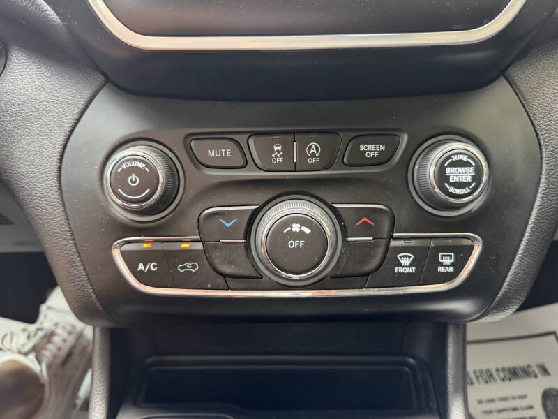 2020 Jeep Cherokee Latitude