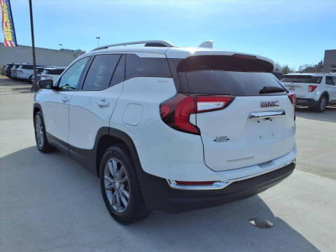 2023 GMC Terrain SLT