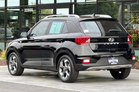 2022 Hyundai Venue SEL