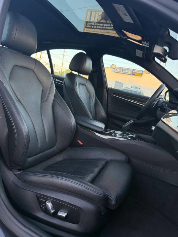 2018 BMW 5 Series 530i