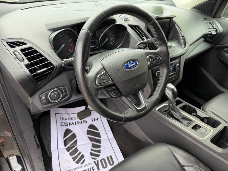 2019 Ford Escape SEL
