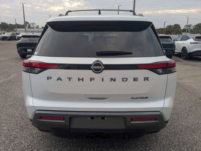 2026 Nissan Pathfinder Platinum