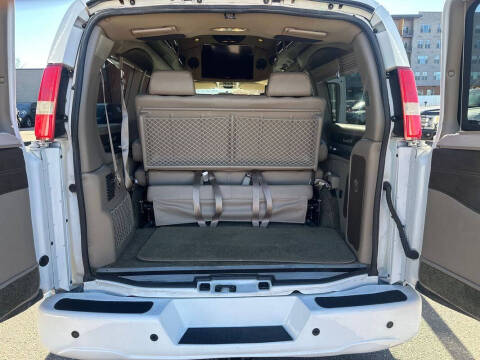 2016 Chevrolet Express 2500