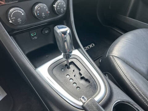 2011 Chrysler 200 Limited