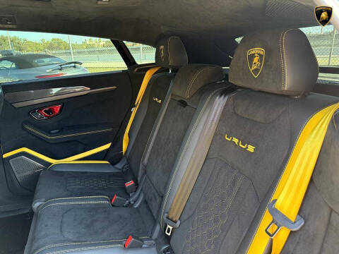 2024 Lamborghini Urus Performante
