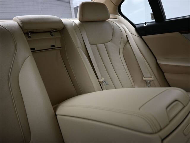 2018 BMW 7 Series 740i