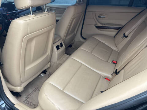 2011 BMW 3 Series 328i