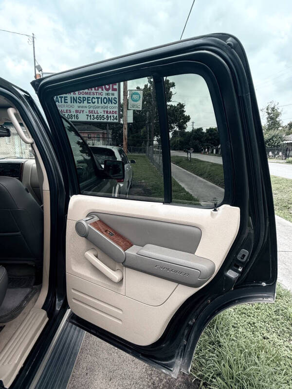 2006 Ford Explorer Eddie Bauer