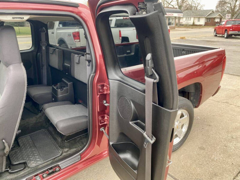 2011 Chevrolet Colorado 1LT photo 11