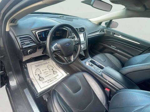 2020 Ford Fusion Energi Titanium