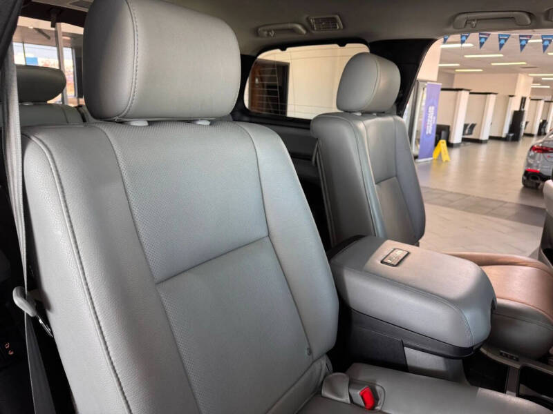 2014 Toyota Sequoia Platinum
