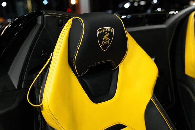 2023 Lamborghini Huracan EVO Spyder