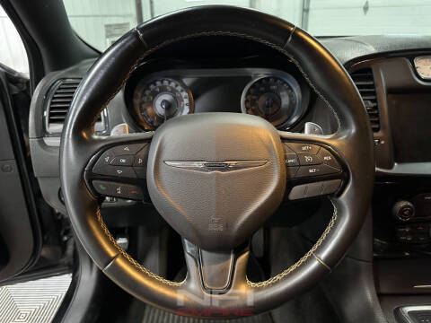 2016 Chrysler 300