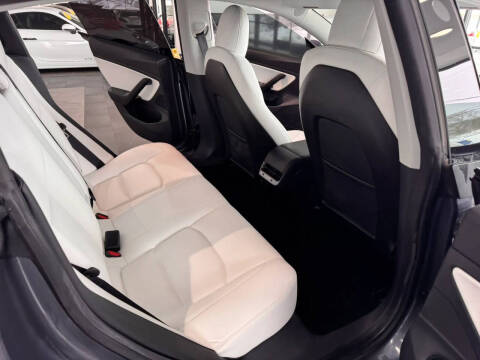 2020 Tesla Model 3 Performance