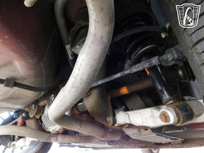 2004 Ford Thunderbird Deluxe