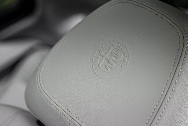 2020 Alfa Romeo Giulia Sport