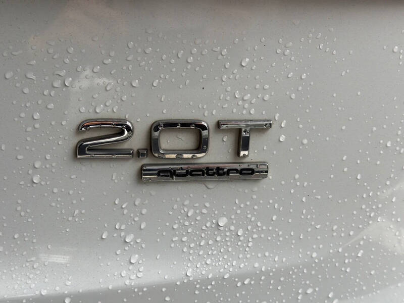 2012 Audi Q5 2.0T quattro Premium Plus