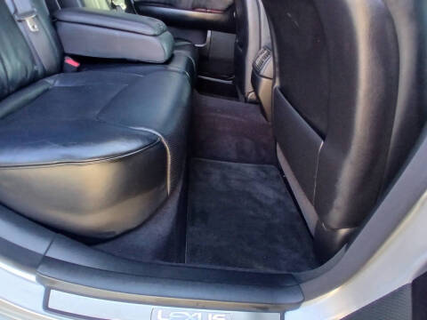 2004 Lexus LS 430