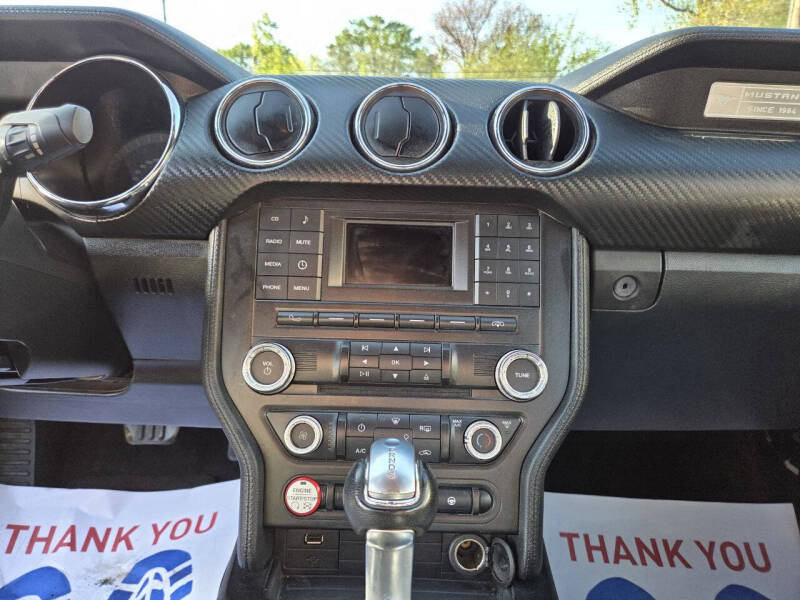 2015 Ford Mustang V6