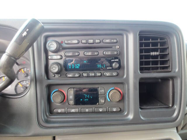 2003 Chevrolet Suburban 1500 LS