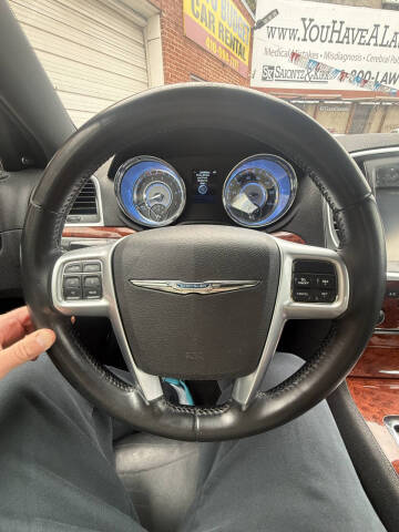 2012 Chrysler 300 Limited