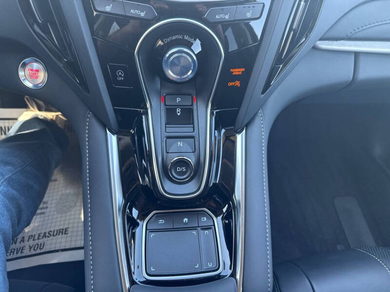 2025 Acura RDX SH-AWD w/Tech