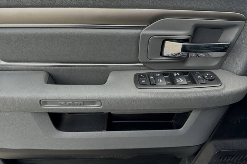 2019 RAM 1500 Classic SLT