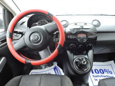 2011 Mazda MAZDA2 Touring