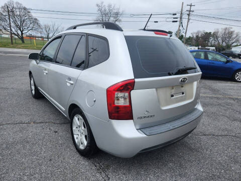 2009 Kia Rondo LX