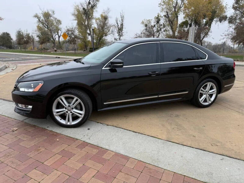 2014 Volkswagen Passat 1.8T SEL Premium PZEV