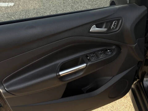 2013 Ford C-MAX Hybrid SE