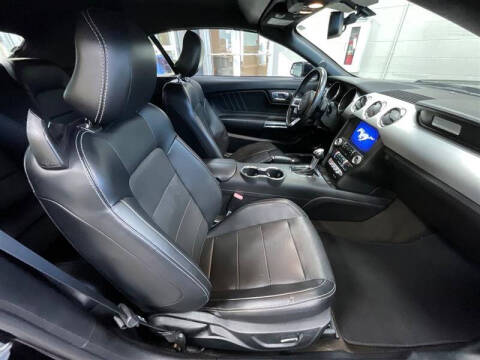 2016 Ford Mustang EcoBoost Premium