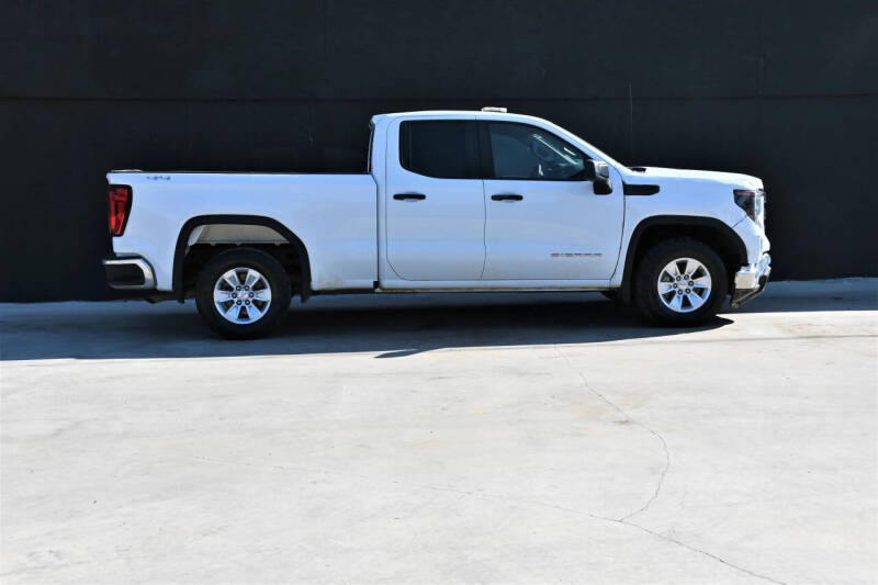 2023 GMC Sierra 1500 Pro