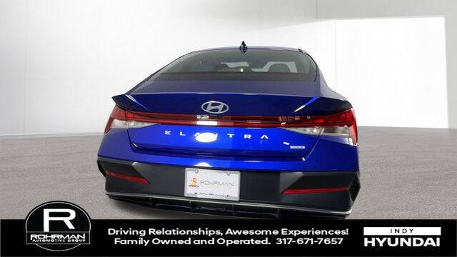 2025 Hyundai Elantra Hybrid Limited