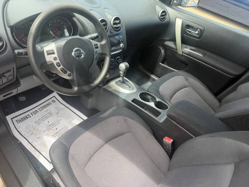 2011 Nissan Rogue SV