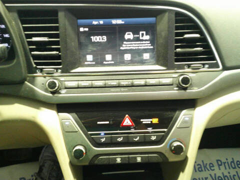 2017 Hyundai Elantra