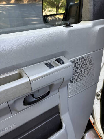 2014 Ford E-Series E-250