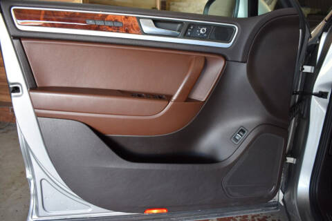 2012 Volkswagen Touareg Hybrid