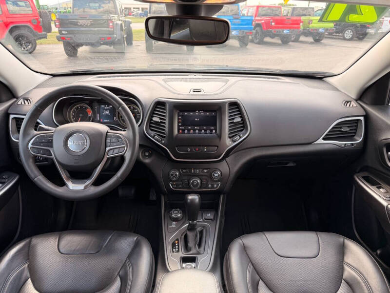 2021 Jeep Cherokee Latitude Lux