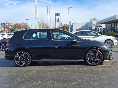 2025 Volkswagen Golf GTI Autobahn