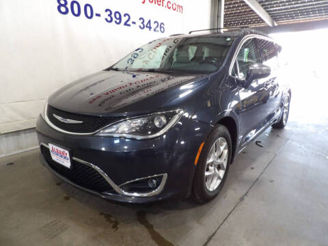 2020 Chrysler Pacifica Limited 35th Anniversary