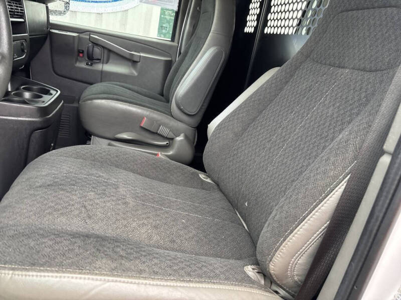 2021 Chevrolet Express 2500