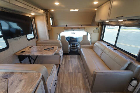 2021 Thor Motor Coach Four Winds