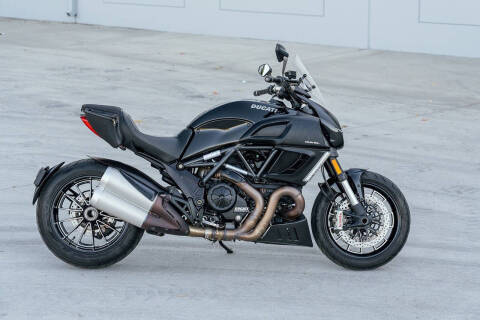 2011 Ducati Diavel