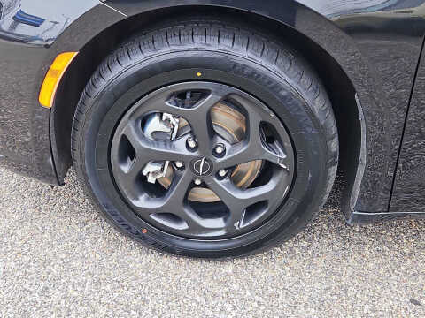 2024 Chrysler Pacifica Plug-In Hybrid Select